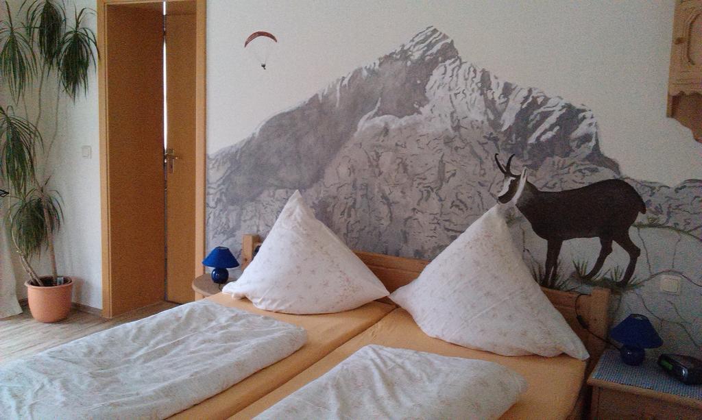 Ferienwohnungen Kral Grainau Quarto foto